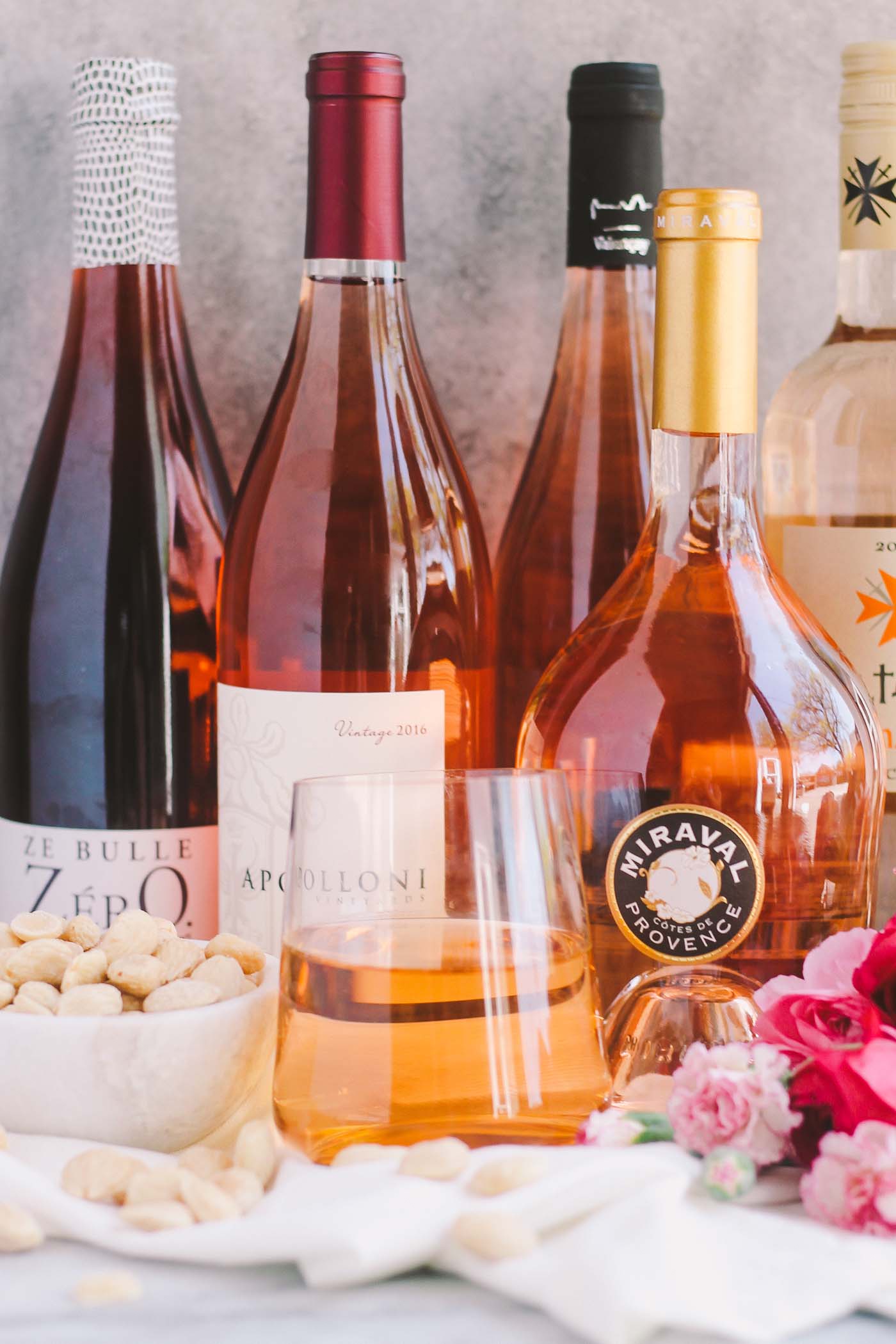 a rosé 101 guide with everything you need to know when it comes to picking the perfect bottle of rosé | rosé wine, rosé all day, rosé pairing, girls night, girls night drinks, summer drinks, wine guide, rosé guide for beginners, rosé basics |